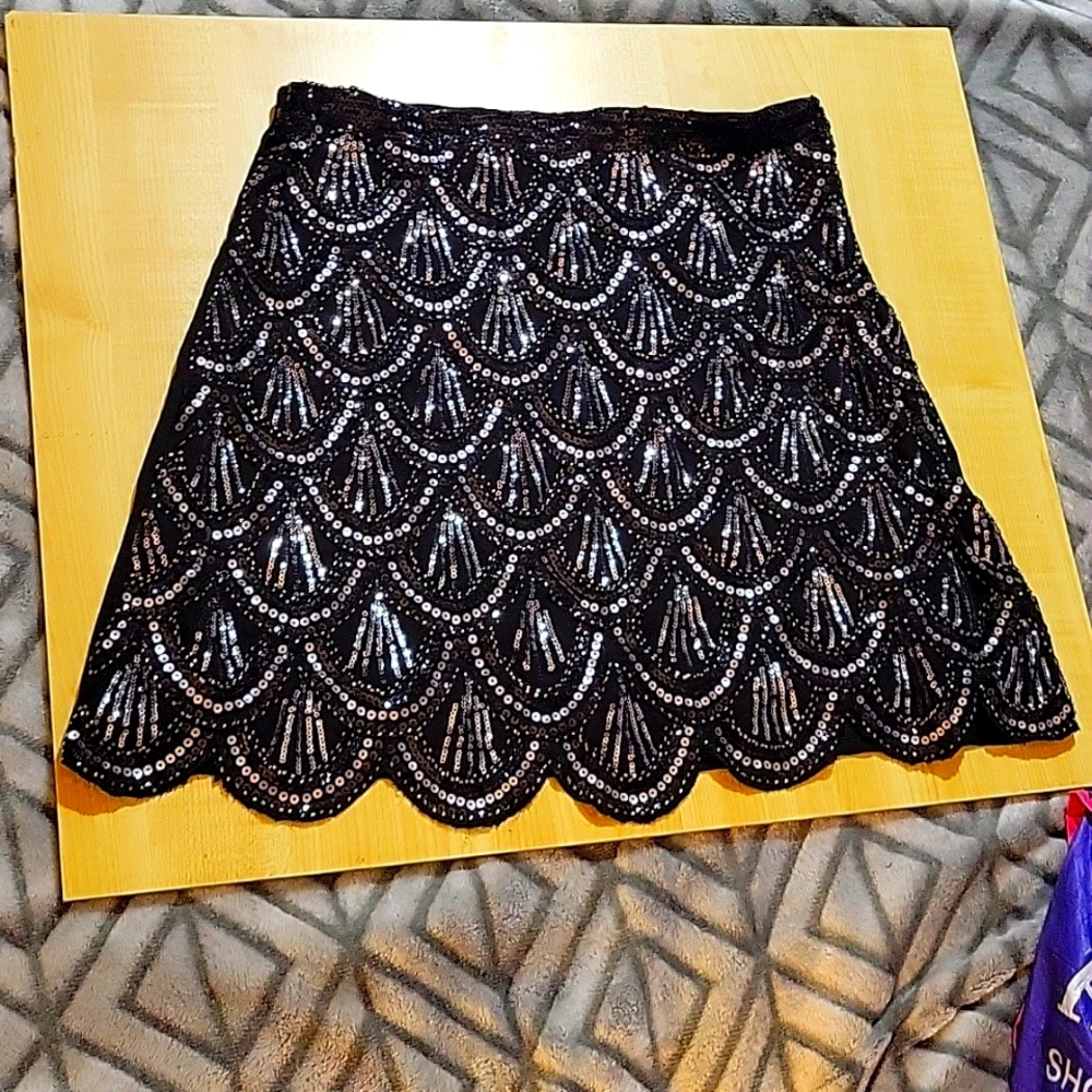 Black sequin skirt size small